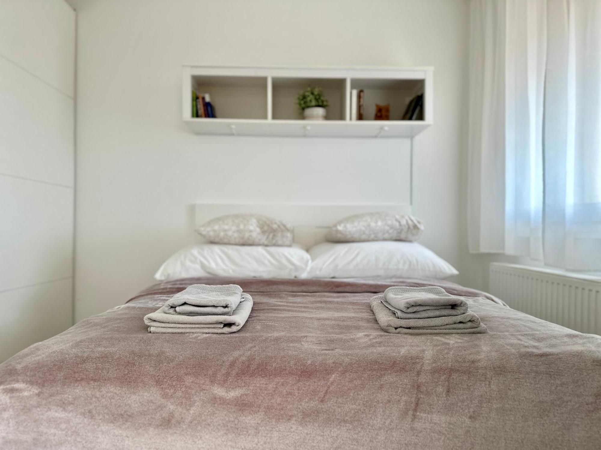 City Break Apartment - Private Garage, Ac, Balcony بودابست المظهر الخارجي الصورة