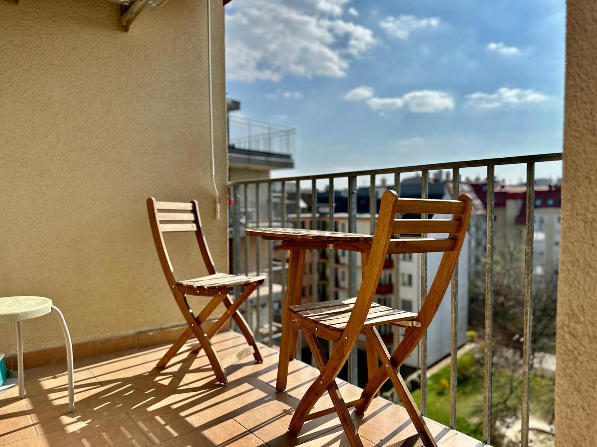 City Break Apartment - Private Garage, Ac, Balcony بودابست المظهر الخارجي الصورة